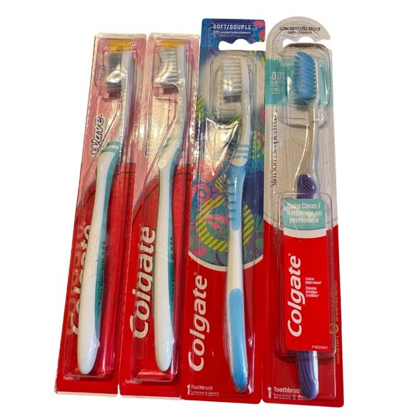 Colgate‎ Wave Toothbrush Assorted Pack Ultra Soft & Soft Bristles Gum Comfort - Picture 1 of 9
